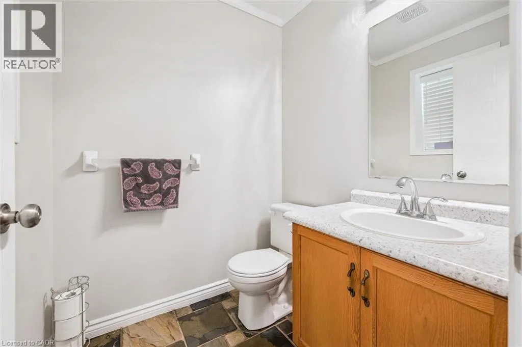 747 FAIRWAY Court