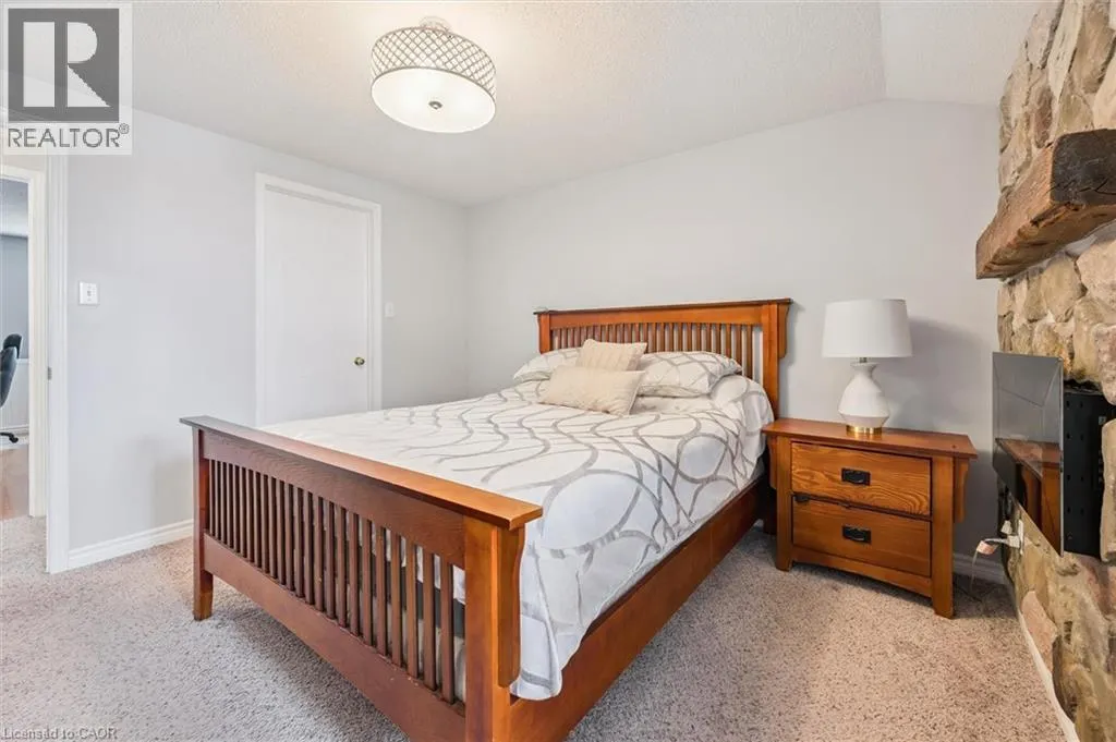 747 FAIRWAY Court