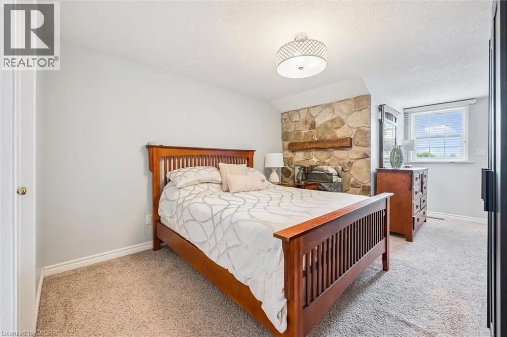 747 FAIRWAY Court