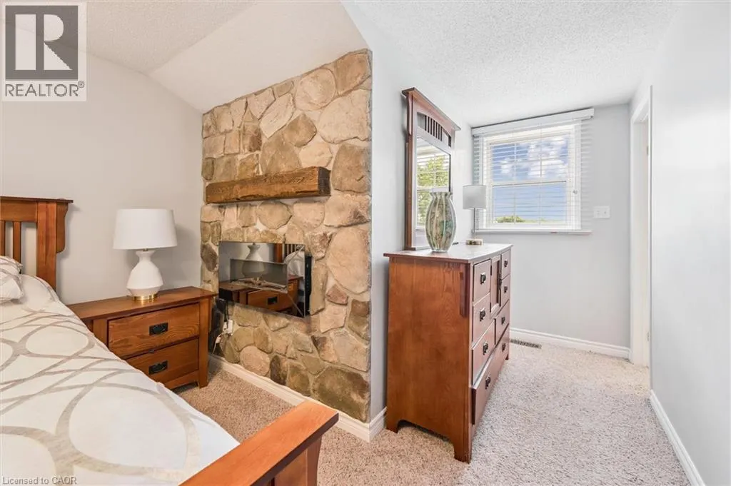 747 FAIRWAY Court