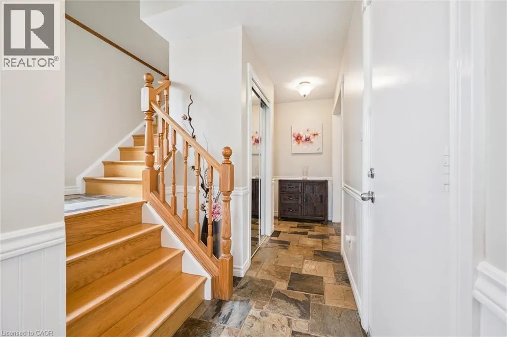 747 FAIRWAY Court