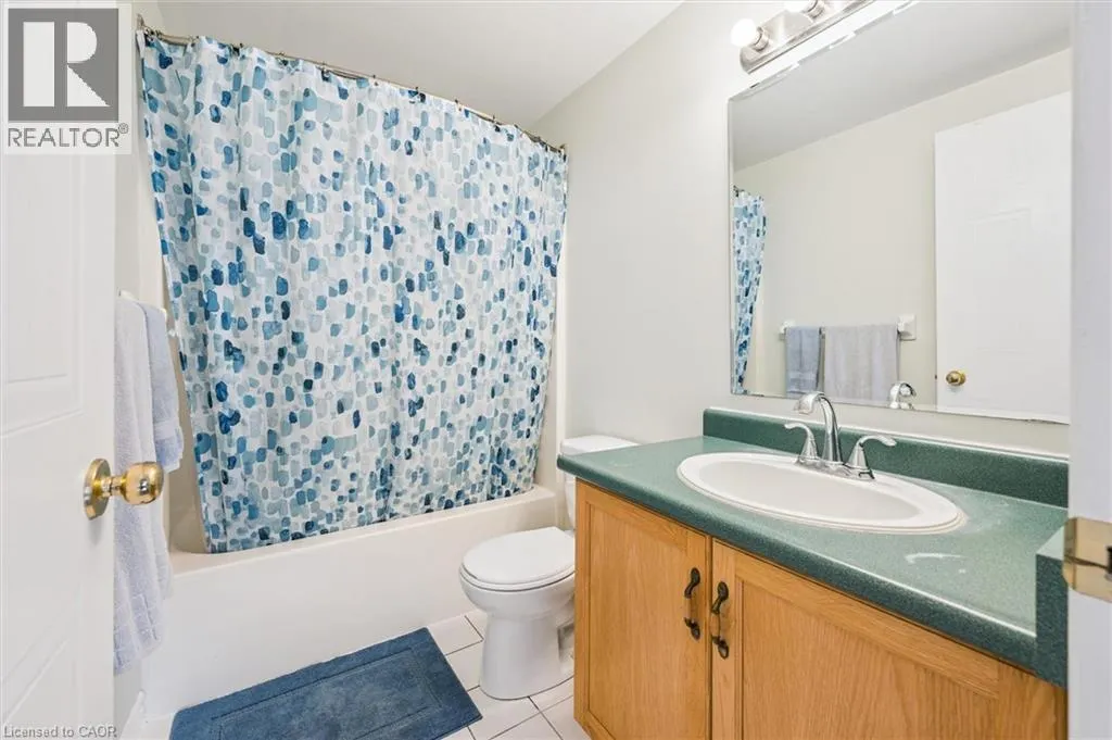 747 FAIRWAY Court