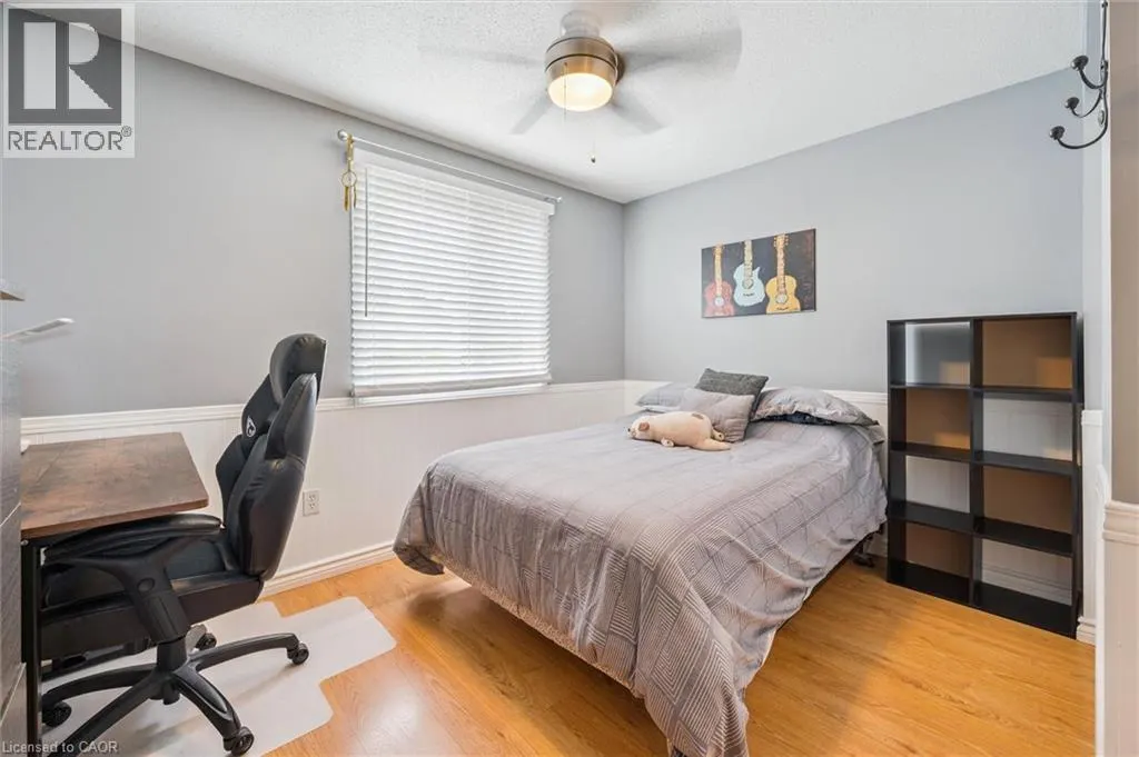 747 FAIRWAY Court