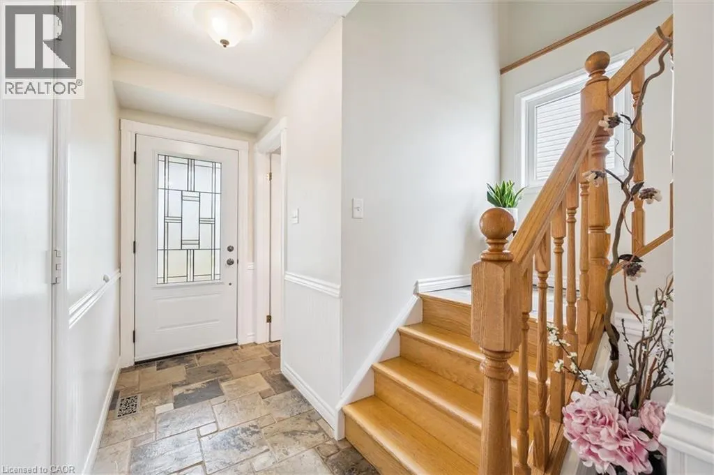 747 FAIRWAY Court