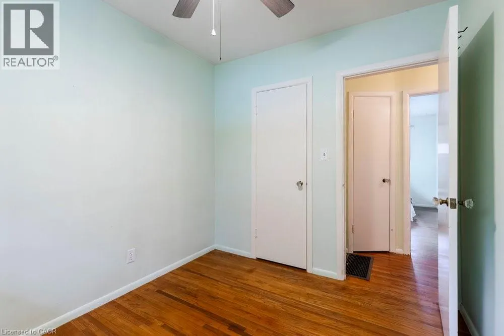 22 DUNNING Court