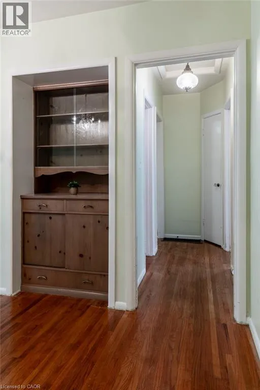 22 DUNNING Court