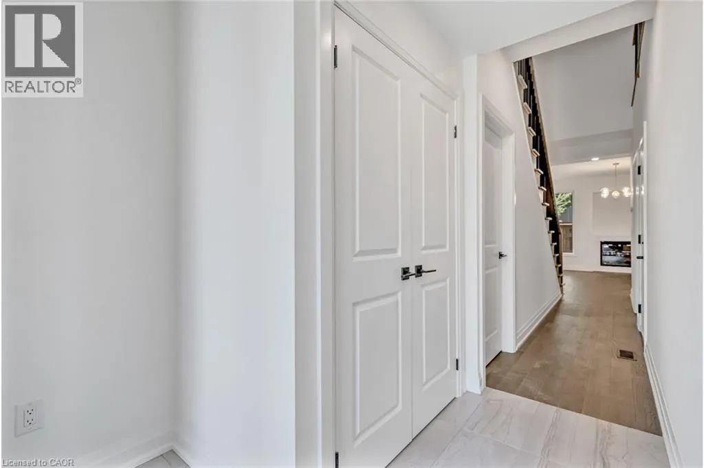 2154 WALKERS Line Unit# 5, #5