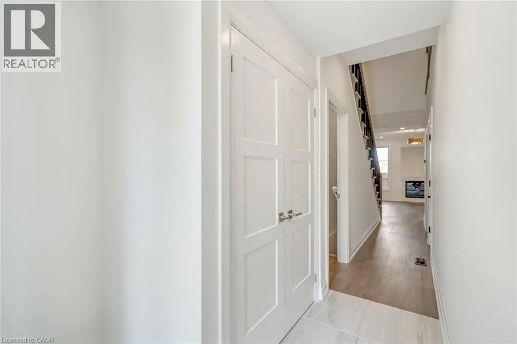 2154 WALKERS Line Unit# 8, #8