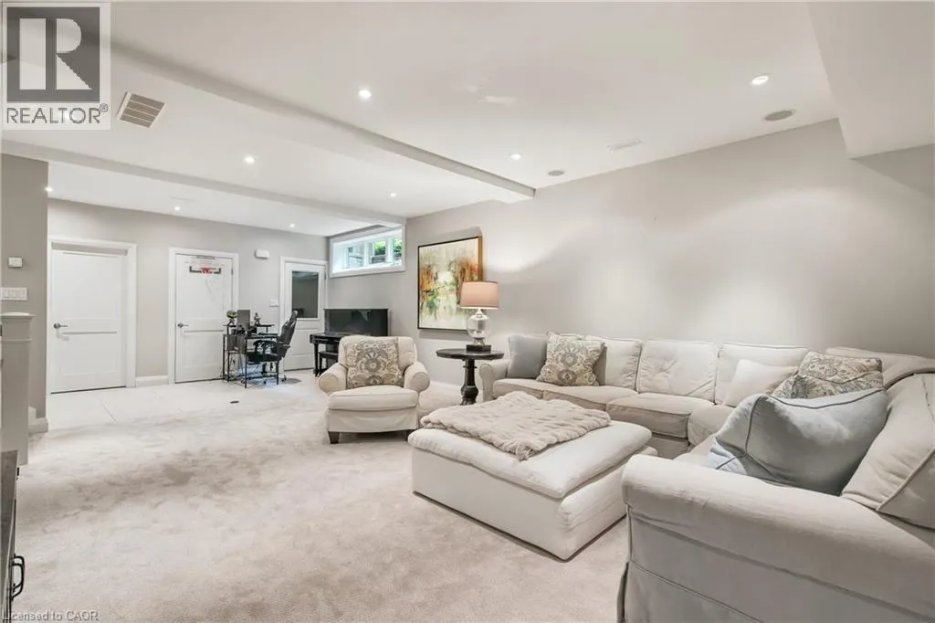61 OAK KNOLL Drive