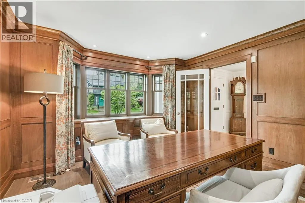 61 OAK KNOLL Drive