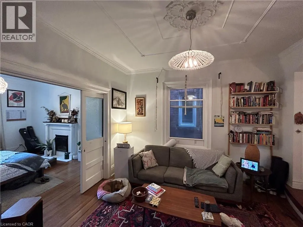 207 CHARLTON Avenue W Unit# 1, #1