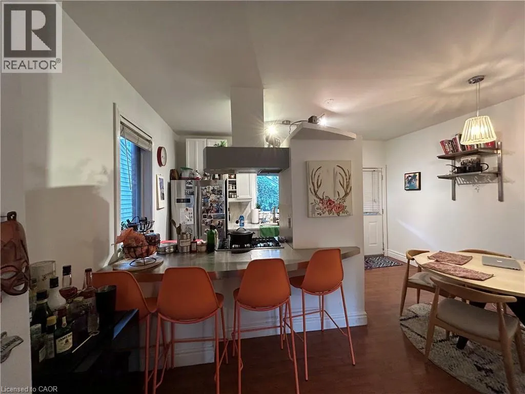 207 CHARLTON Avenue W Unit# 1, #1