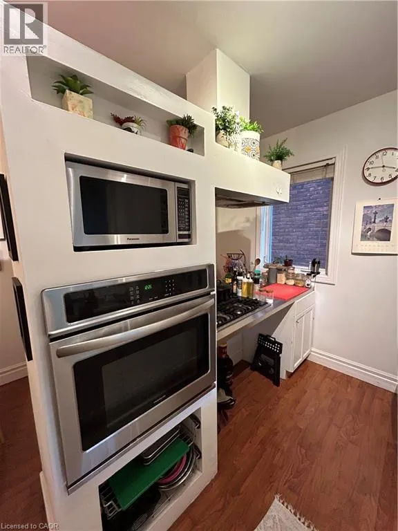 207 CHARLTON Avenue W Unit# 1, #1