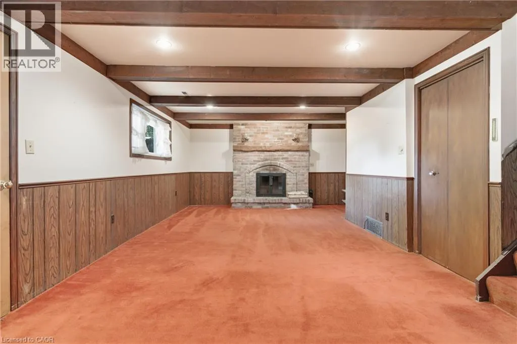 7 FARMER Court