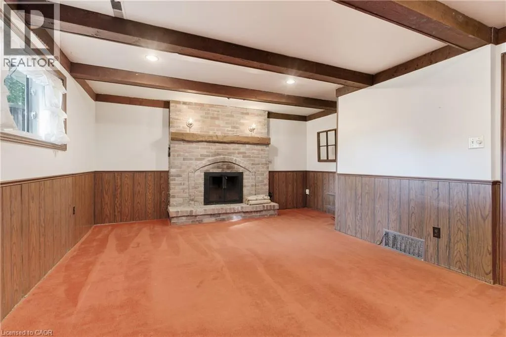7 FARMER Court