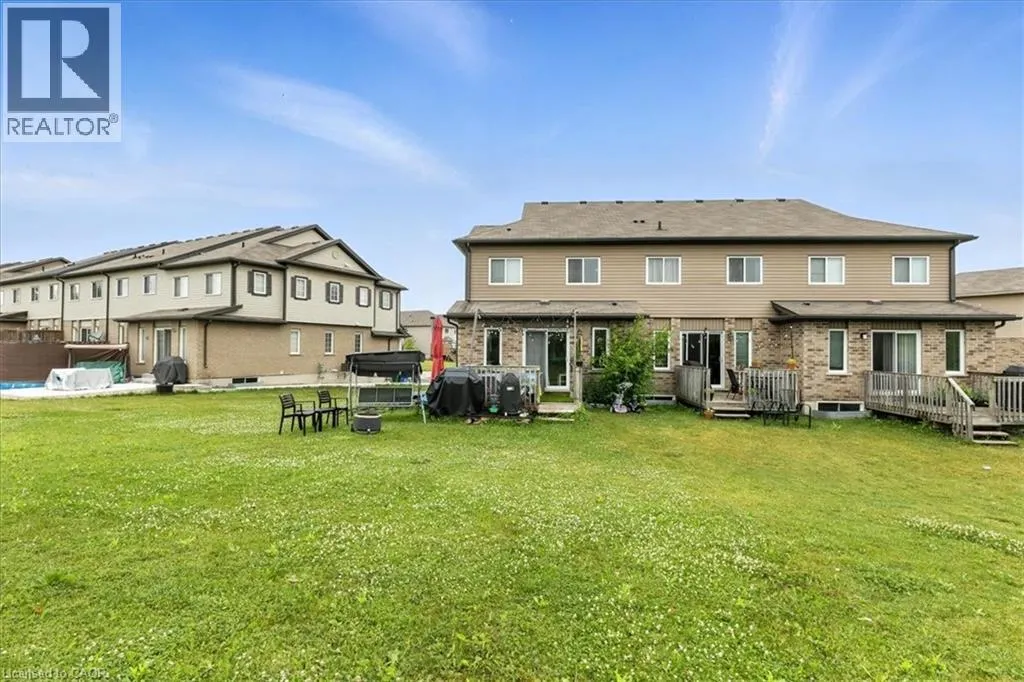 260 COUNTRYSTONE Crescent