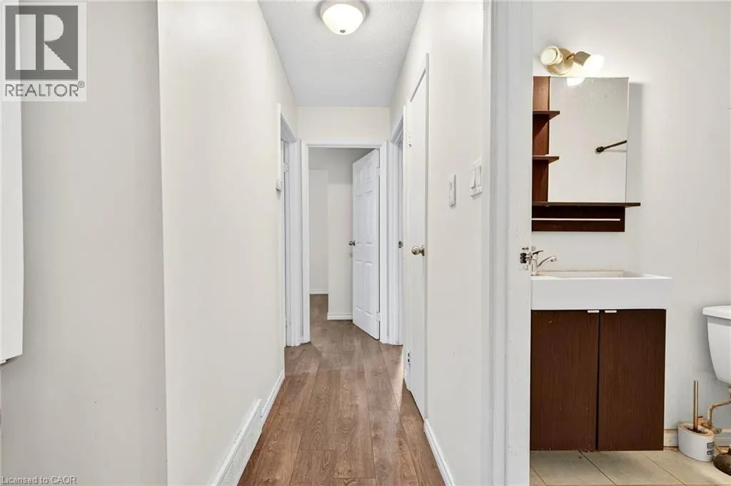 133 NORTHGATE Drive Unit# Main, #Main