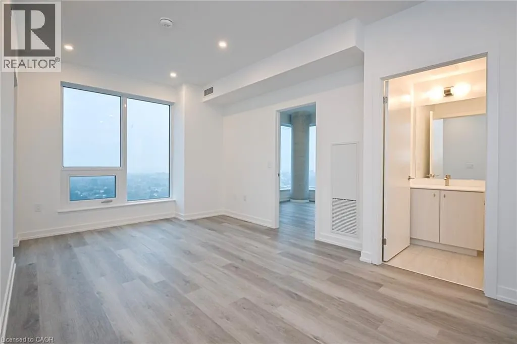 15 WELLINGTON Street S Unit# 2302, #2302