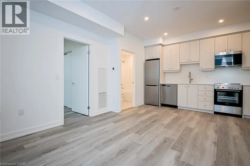 15 WELLINGTON Street S Unit# 2302, #2302