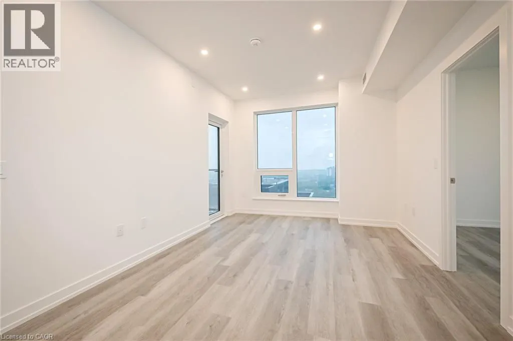 15 WELLINGTON Street S Unit# 2302, #2302