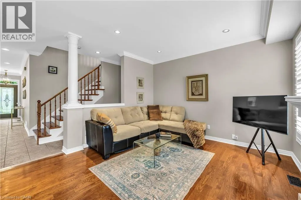 38 SUNBEAM Drive
