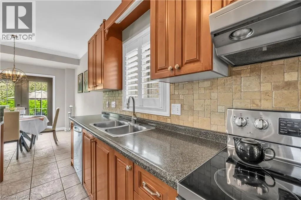 38 SUNBEAM Drive