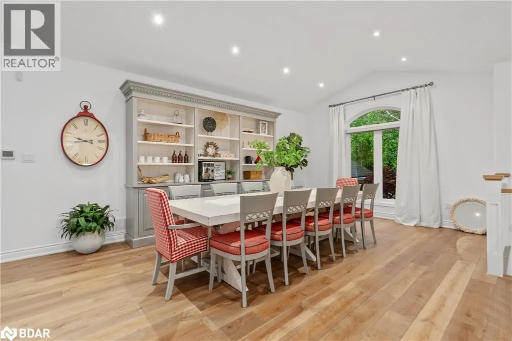 292 TRILLIUM Place