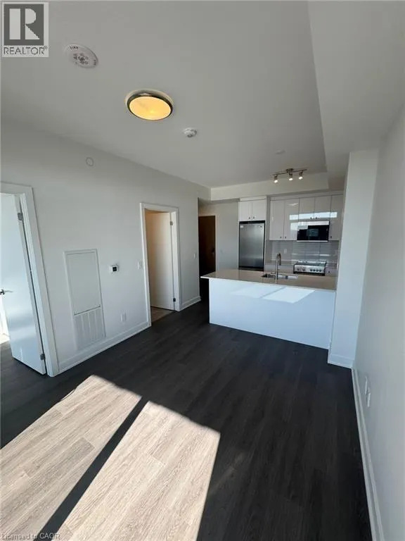 25 WELLINGTON Street S Unit# 2002, #2002