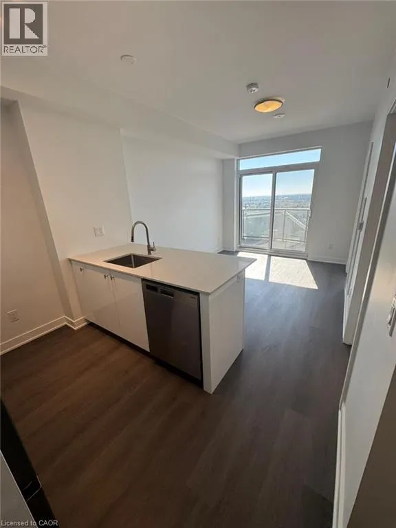 25 WELLINGTON Street S Unit# 2002, #2002