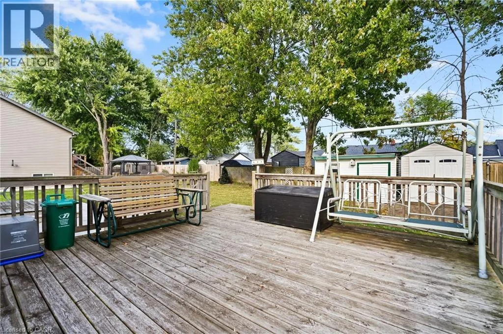 682 FAIRVIEW Road