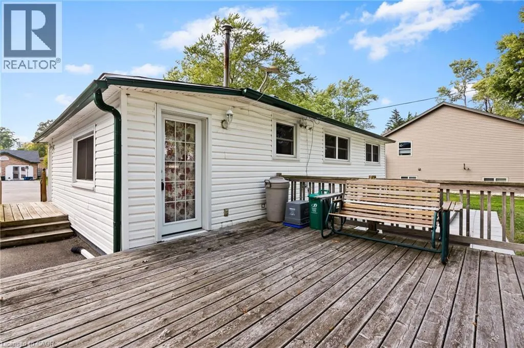 682 FAIRVIEW Road