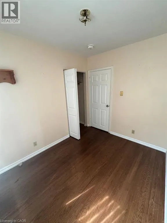 370 GREENBROOK Drive