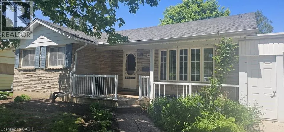 370 GREENBROOK Drive