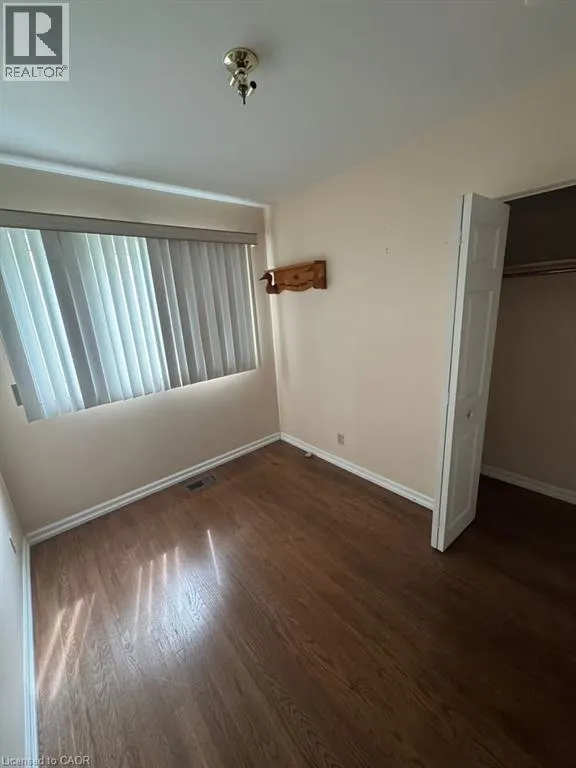 370 GREENBROOK Drive