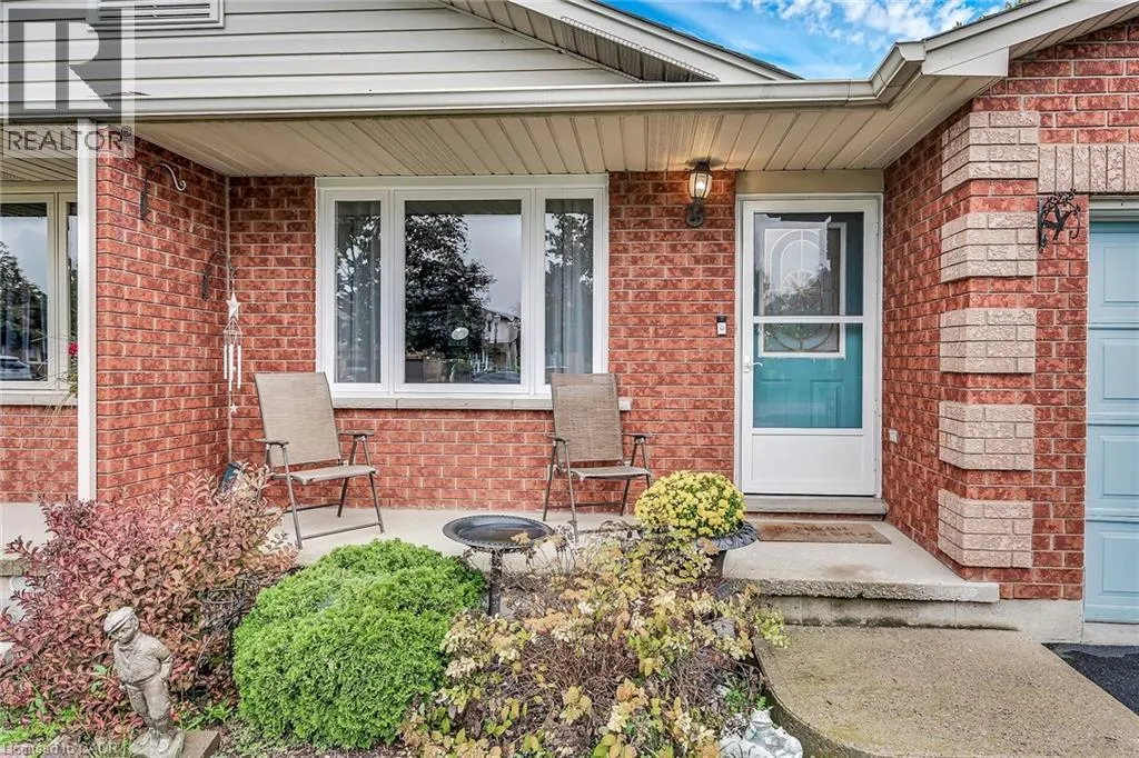 16 CALEDON Court