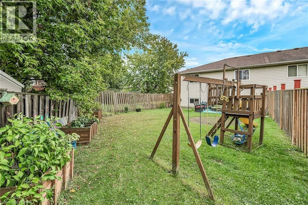 16 CALEDON Court