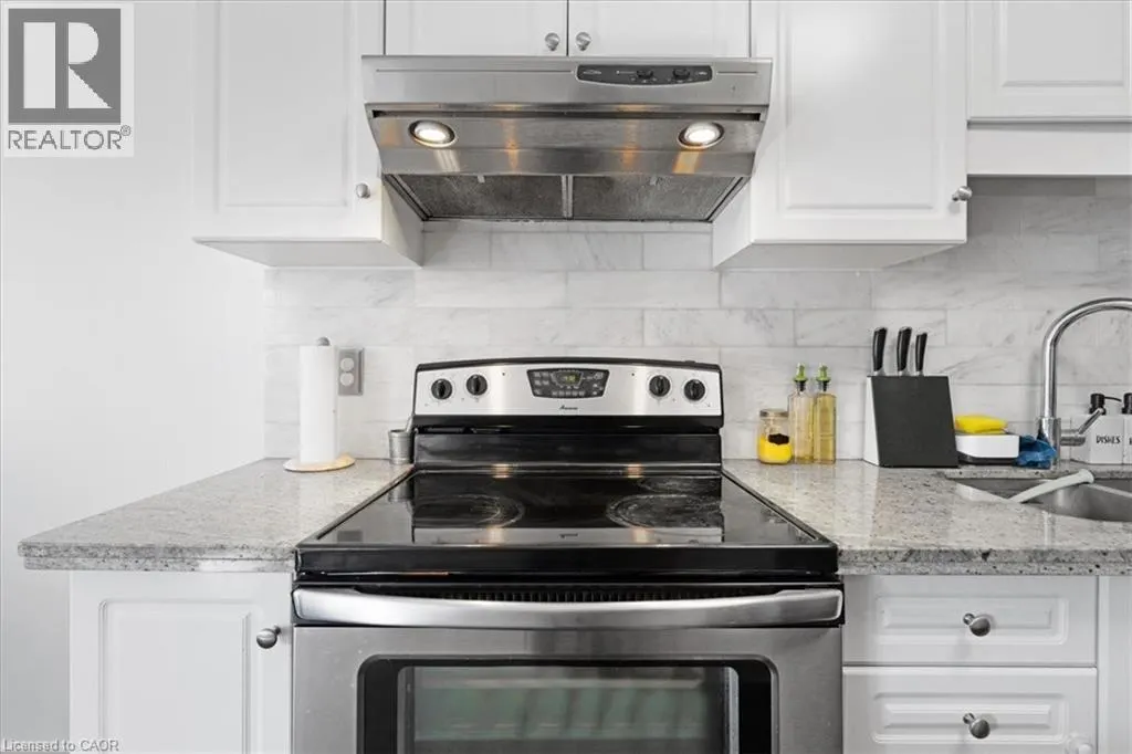 104 FRANCES Avenue Unit# 27, #27