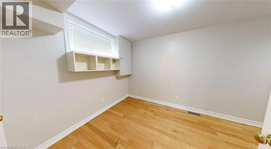 119 MAIN Street W Unit# B, #B
