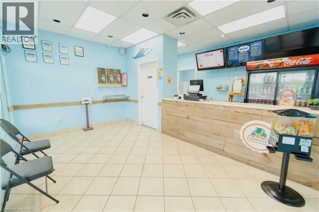 521 HWY 8