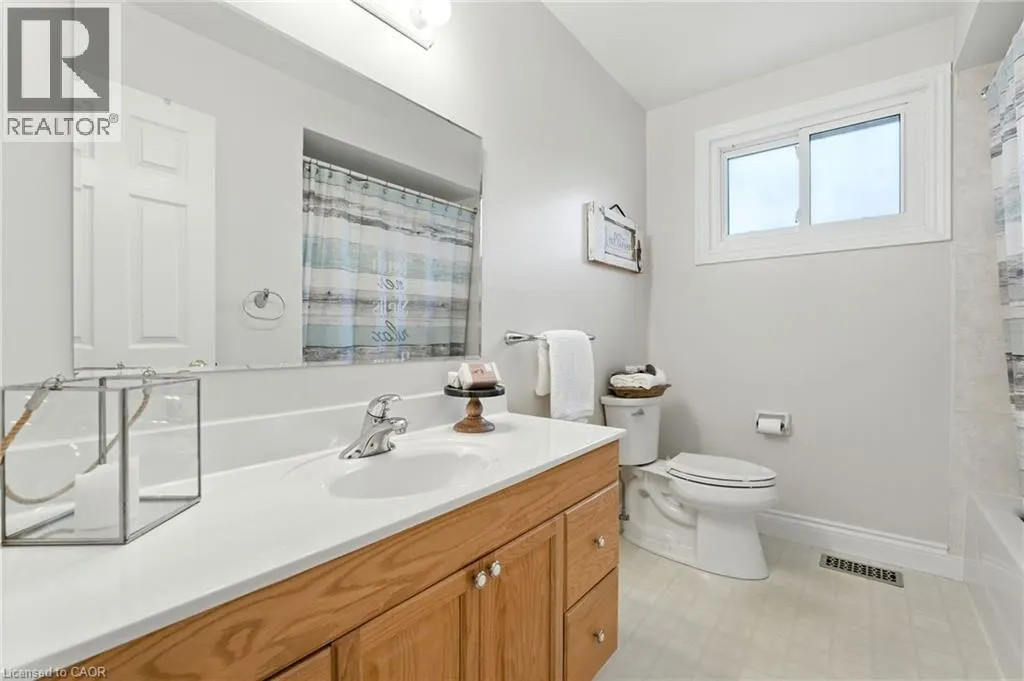 123 MOXLEY Drive