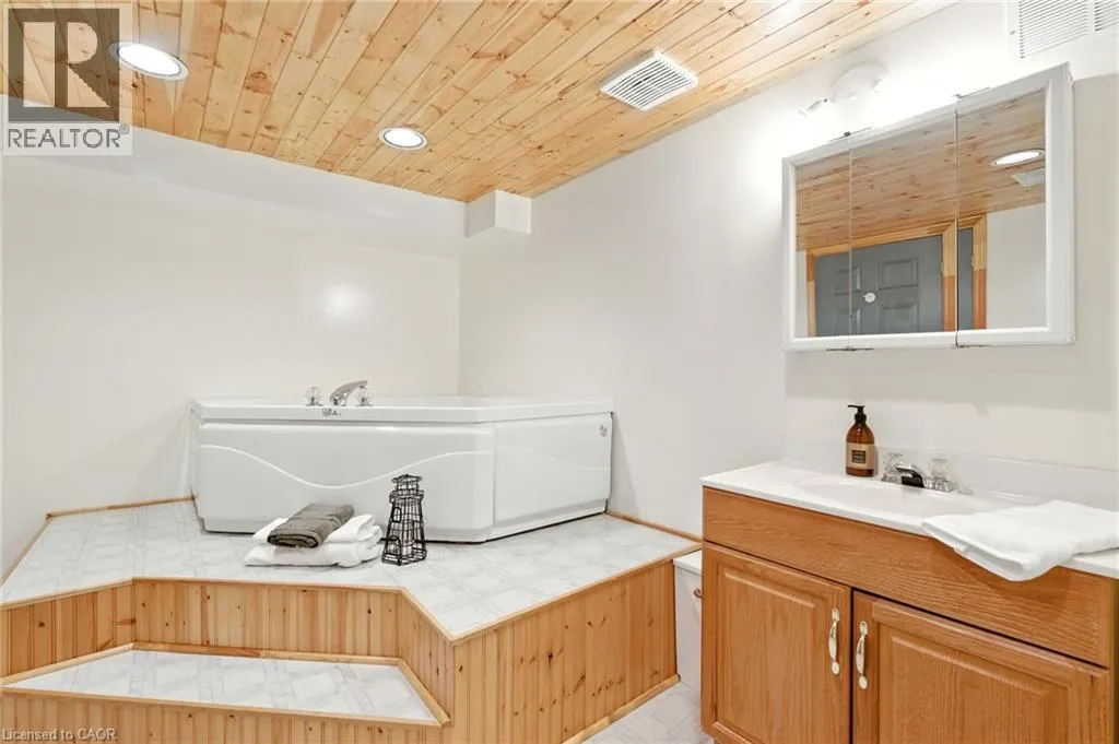 123 MOXLEY Drive