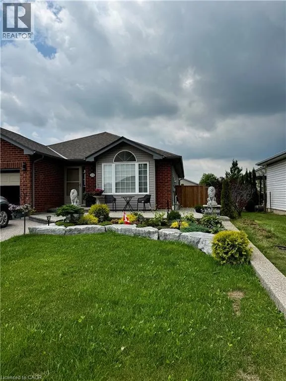 29 MAPLEVIEW Drive