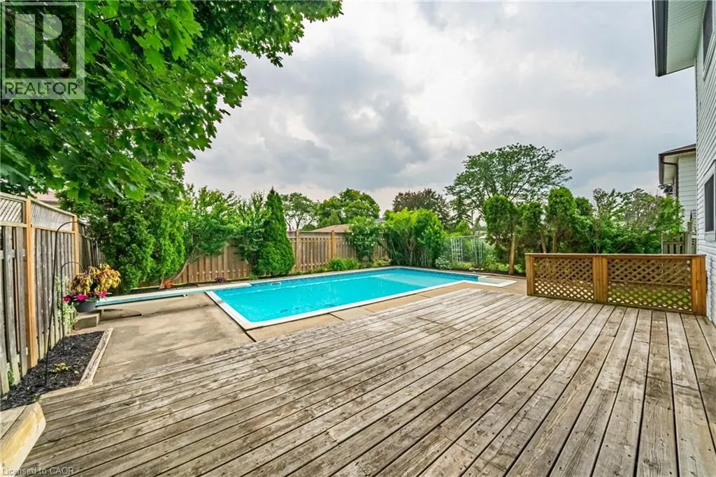 12 QUINLAN Court