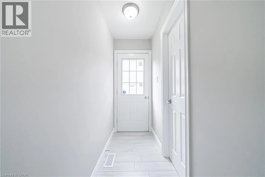 12 QUINLAN Court