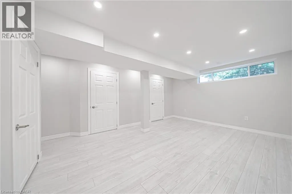 12 QUINLAN Court