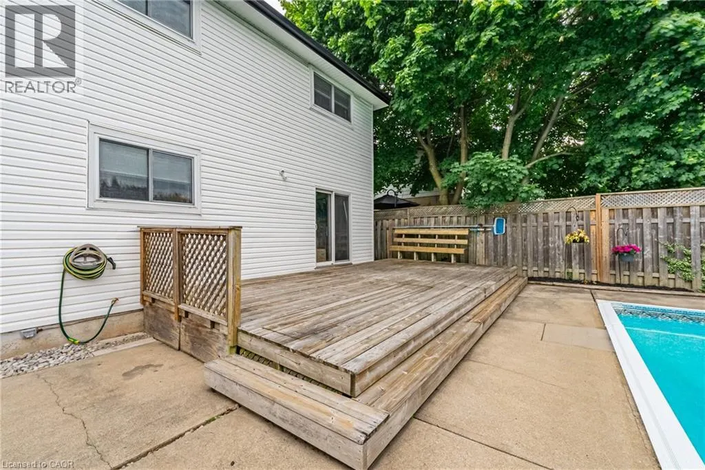 12 QUINLAN Court