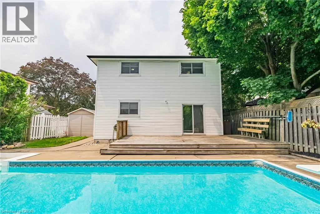 12 QUINLAN Court