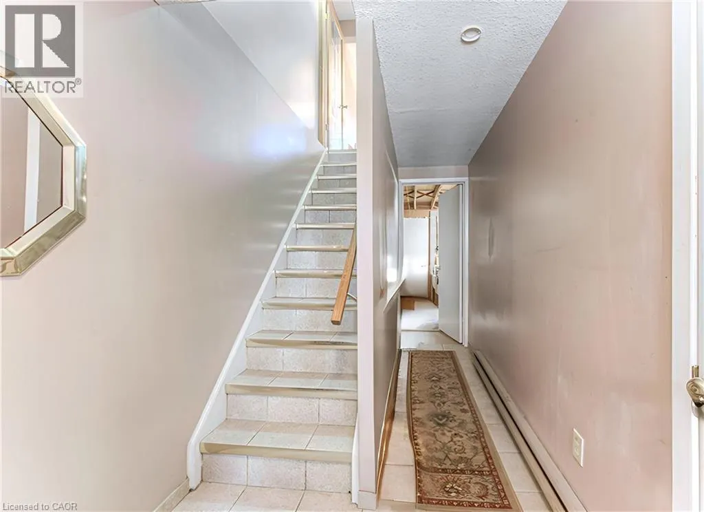 70 MORGAN Avenue Unit# 6, #6