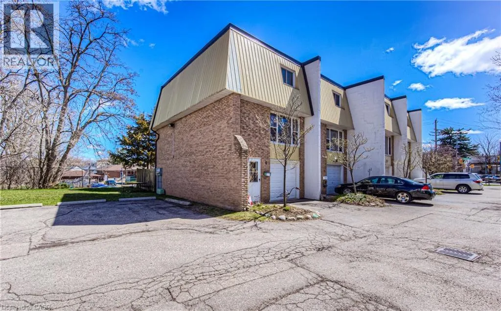 70 MORGAN Avenue Unit# 6, #6