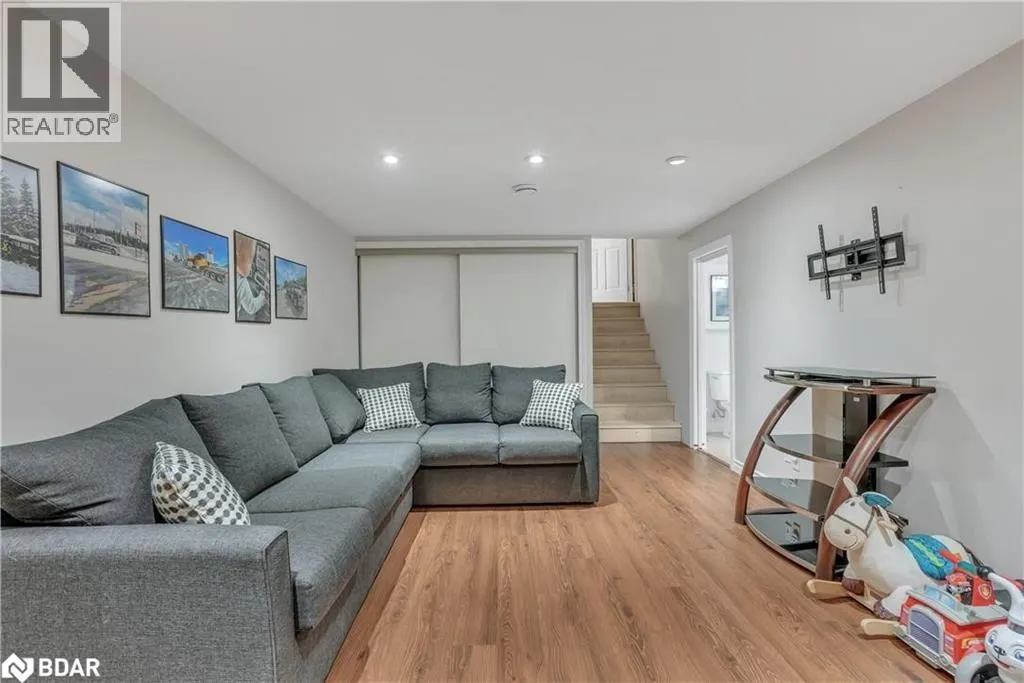 279 SUNNIDALE Road